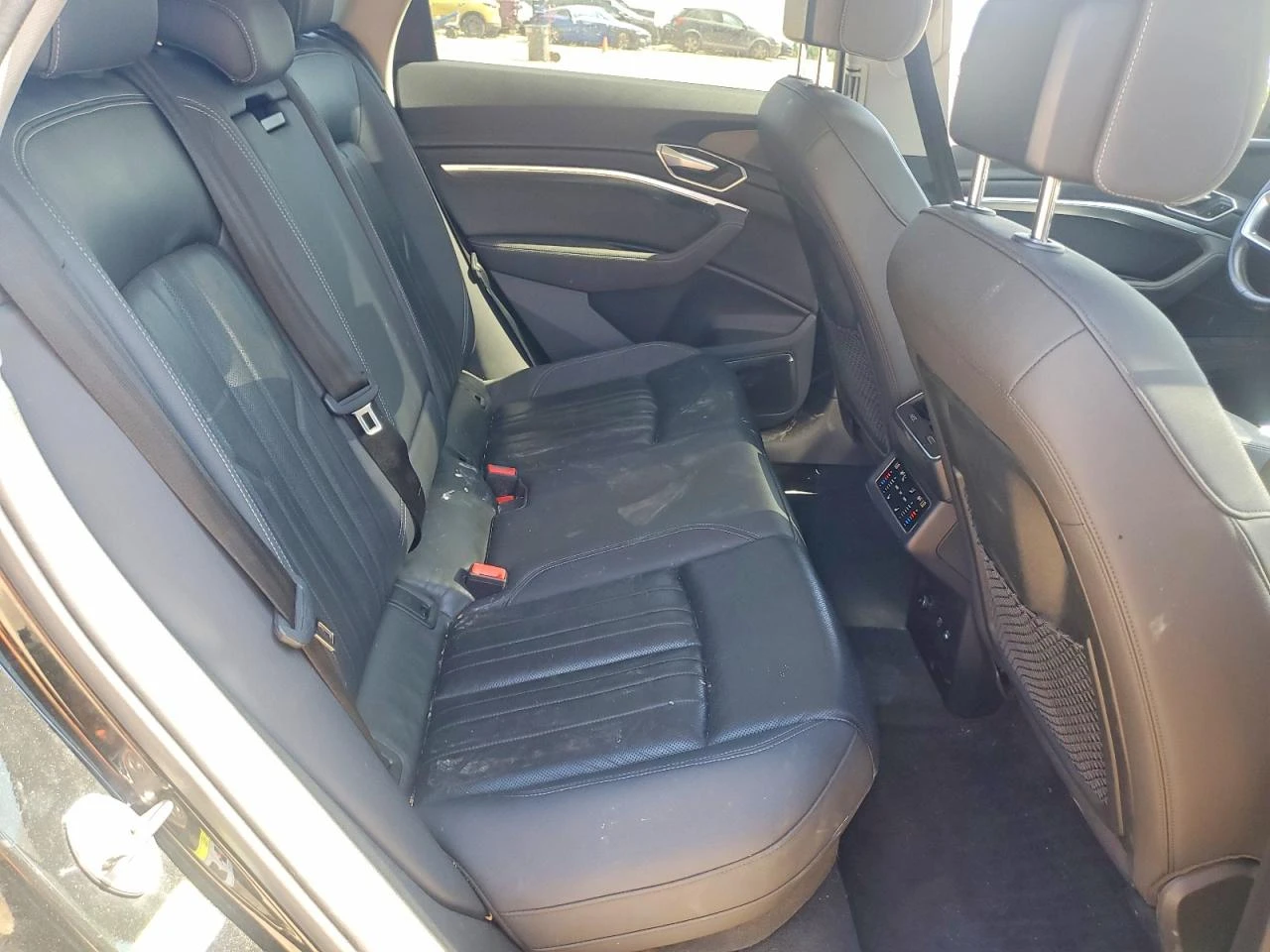 Audi E-Tron Sportback Premium Plus, снимка 11 - Автомобили и джипове - 56087346