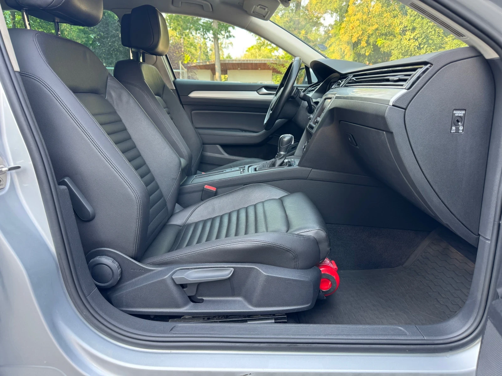 VW Passat * Digital* Highline* 4 Motion* MASSAGE* DSG* FULL*, снимка 9 - Автомобили и джипове - 56168706
