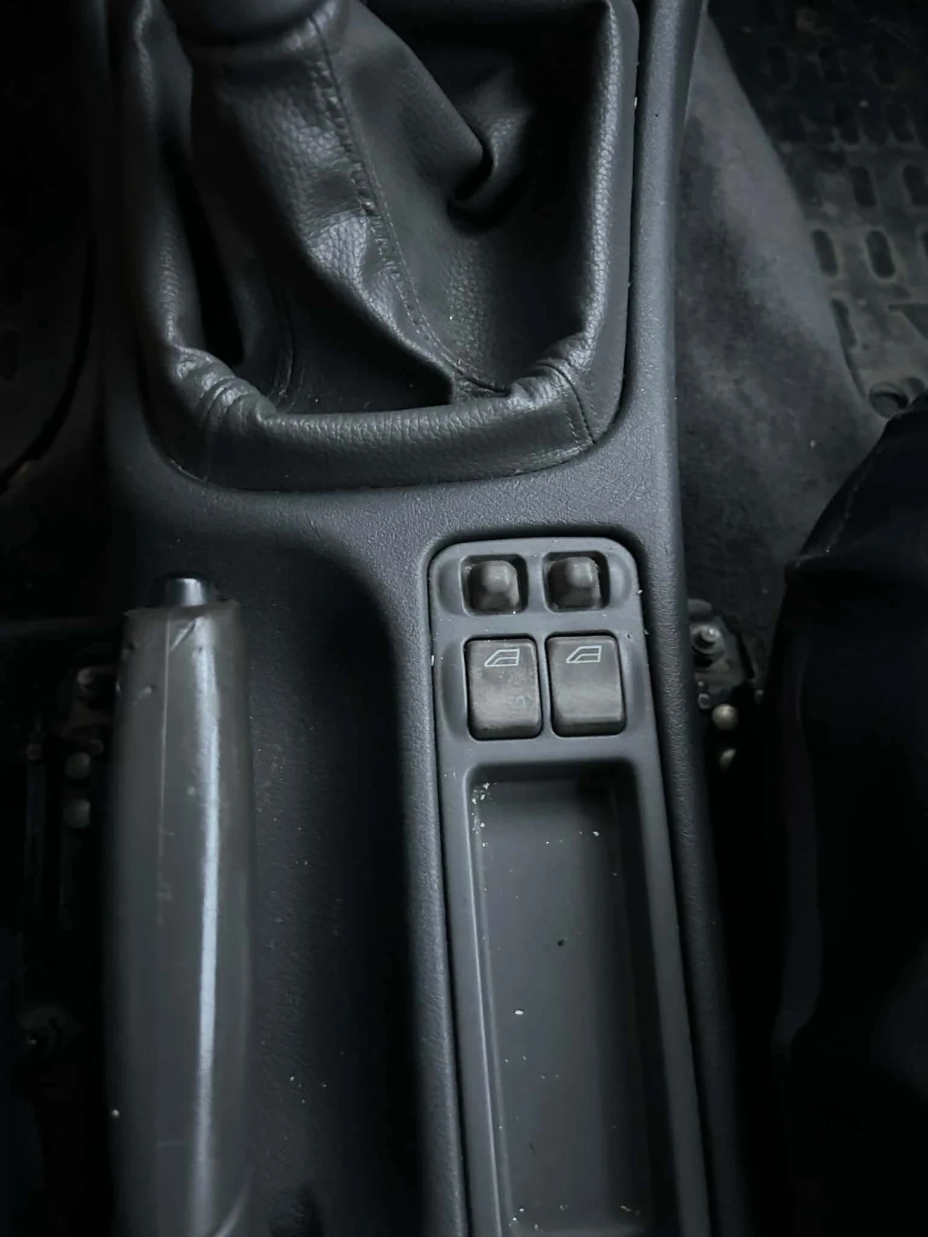 Volvo V40 1.9 tdi, снимка 12 - Автомобили и джипове - 56191485