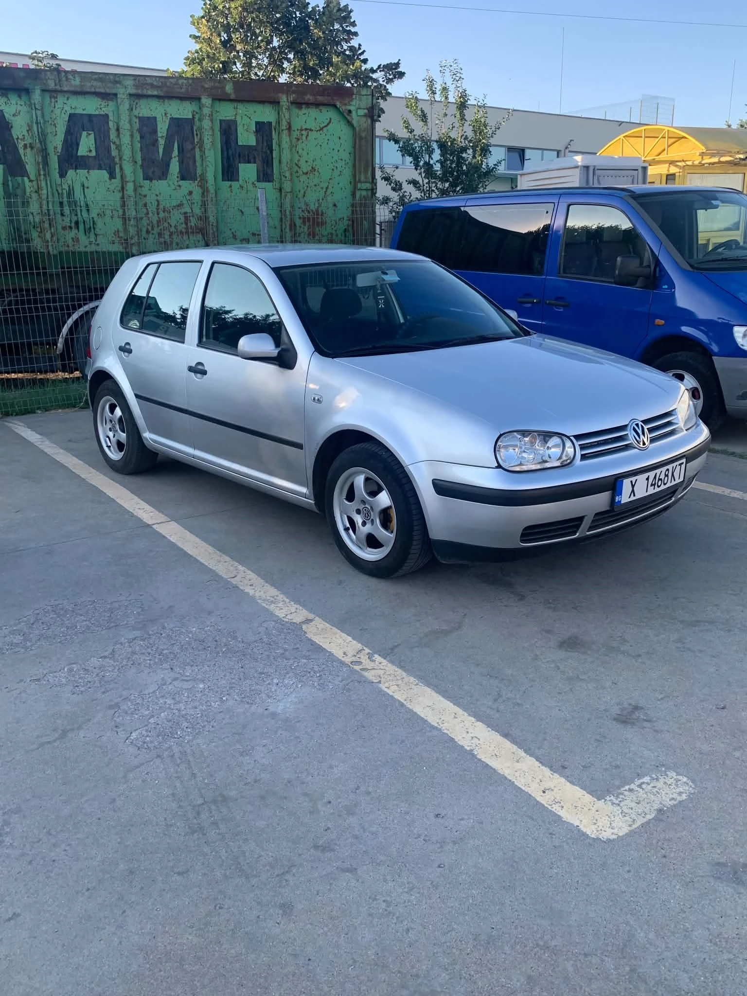 VW Golf