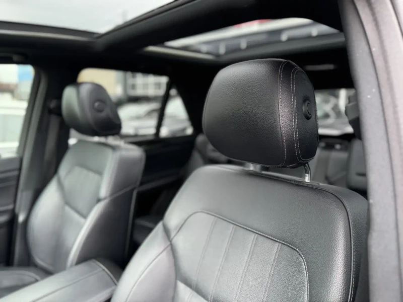 Mercedes-Benz GLE 400 AMG, AMIBIENT, 360* , HARMAN/KARDON, PANORAMA, DIS, снимка 9 - Автомобили и джипове - 52492322