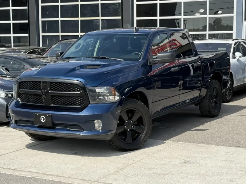 Dodge RAM 1500 Tradesman* Back up camera* UPGRADED EXHAUST, снимка 2 - Автомобили и джипове - 52553650