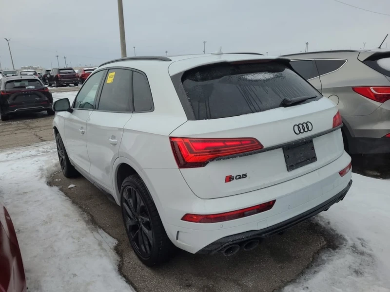 Audi SQ5 * PROGRESSIV * CARFAX * БЕЗ ПЪРВОНАЧАЛНА ВНОСКА, снимка 4 - Автомобили и джипове - 52877628