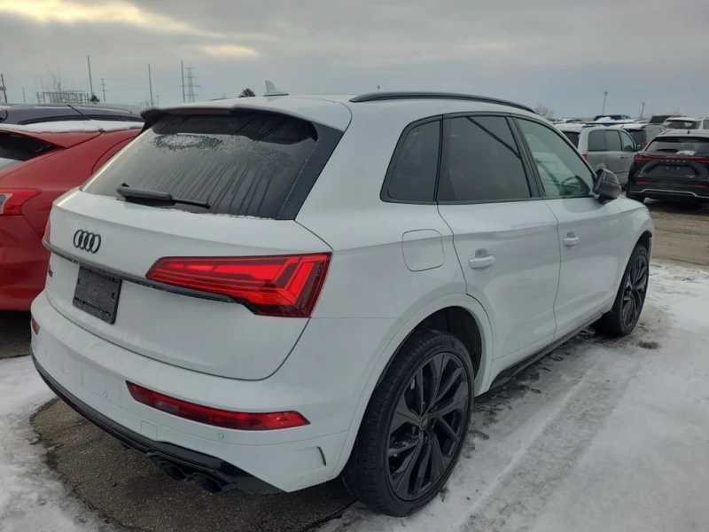 Audi SQ5 * PROGRESSIV * CARFAX * БЕЗ ПЪРВОНАЧАЛНА ВНОСКА, снимка 3 - Автомобили и джипове - 52877628