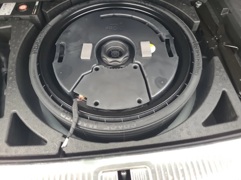 Audi SQ5 * PROGRESSIV * CARFAX * БЕЗ ПЪРВОНАЧАЛНА ВНОСКА, снимка 14 - Автомобили и джипове - 52877628