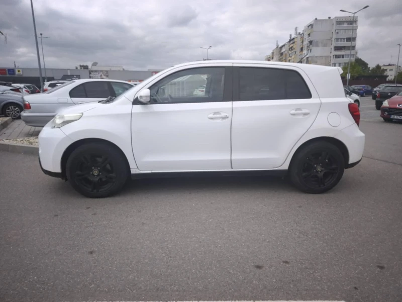 Toyota Urban Cruiser, снимка 5 - Автомобили и джипове - 52937637