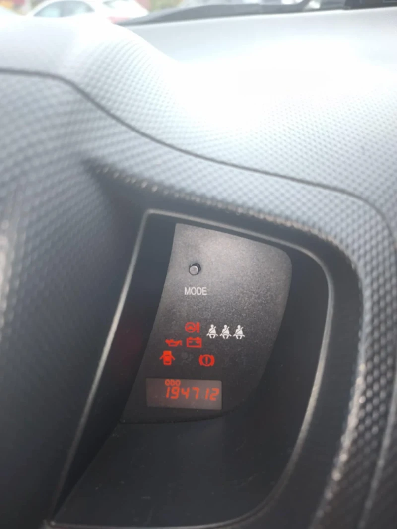 Toyota Urban Cruiser, снимка 10 - Автомобили и джипове - 52937637