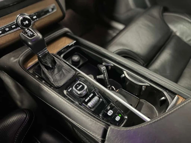 Volvo Xc90 * AWD T6 INSCRIPTION/BLUETOOTH/NAVIGATION/PANORAMI, снимка 7 - Автомобили и джипове - 53597146