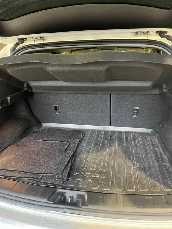 Nissan Qashqai 1.5d N-Tec 116ps, снимка 11 - Автомобили и джипове - 52895350