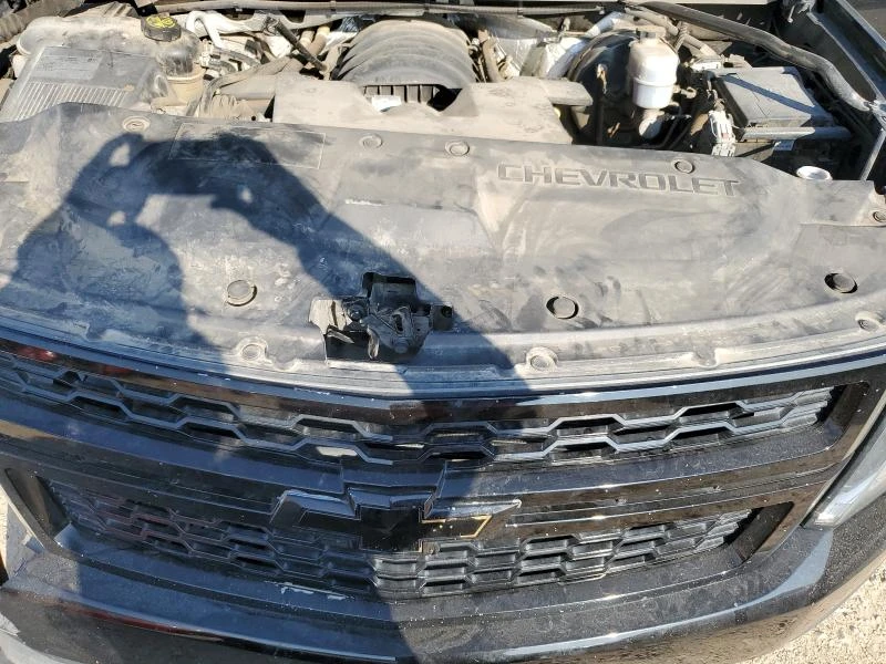 Chevrolet Tahoe 5.3L 8 Rear-wheel drive - изображение 4