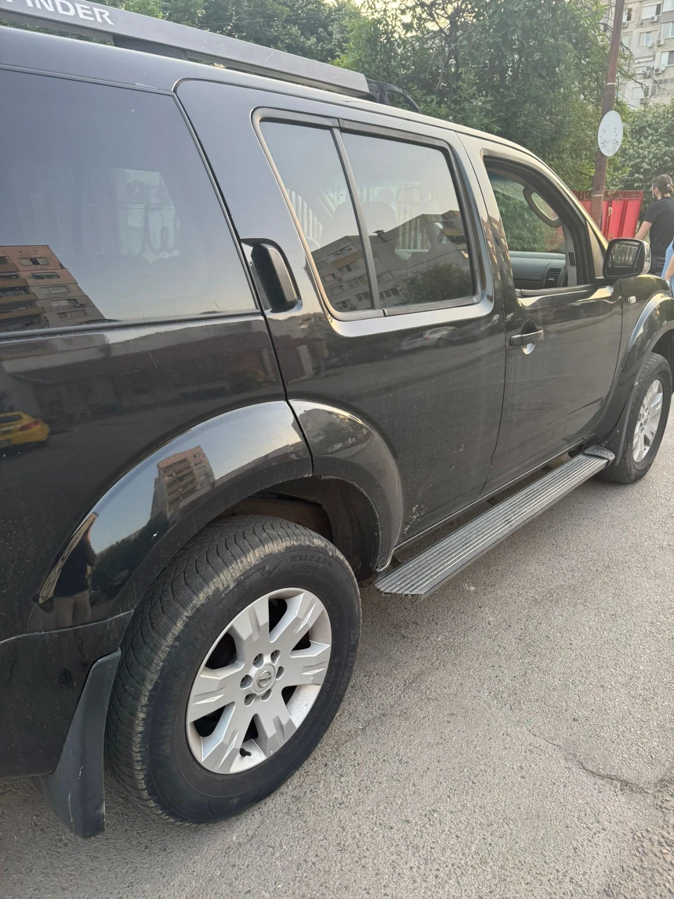 Nissan Pathfinder 2, 5 TD - изображение 3