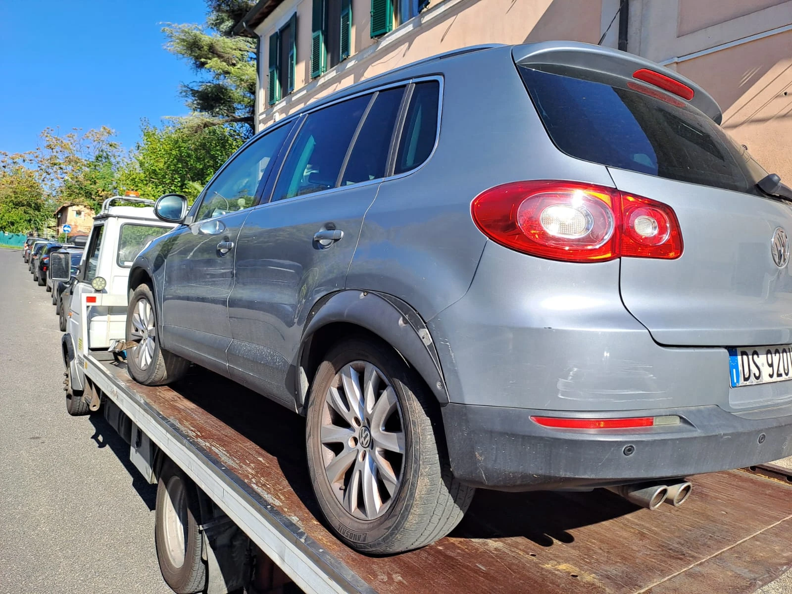 VW Tiguan 2.0D 4 MOTION - изображение 5