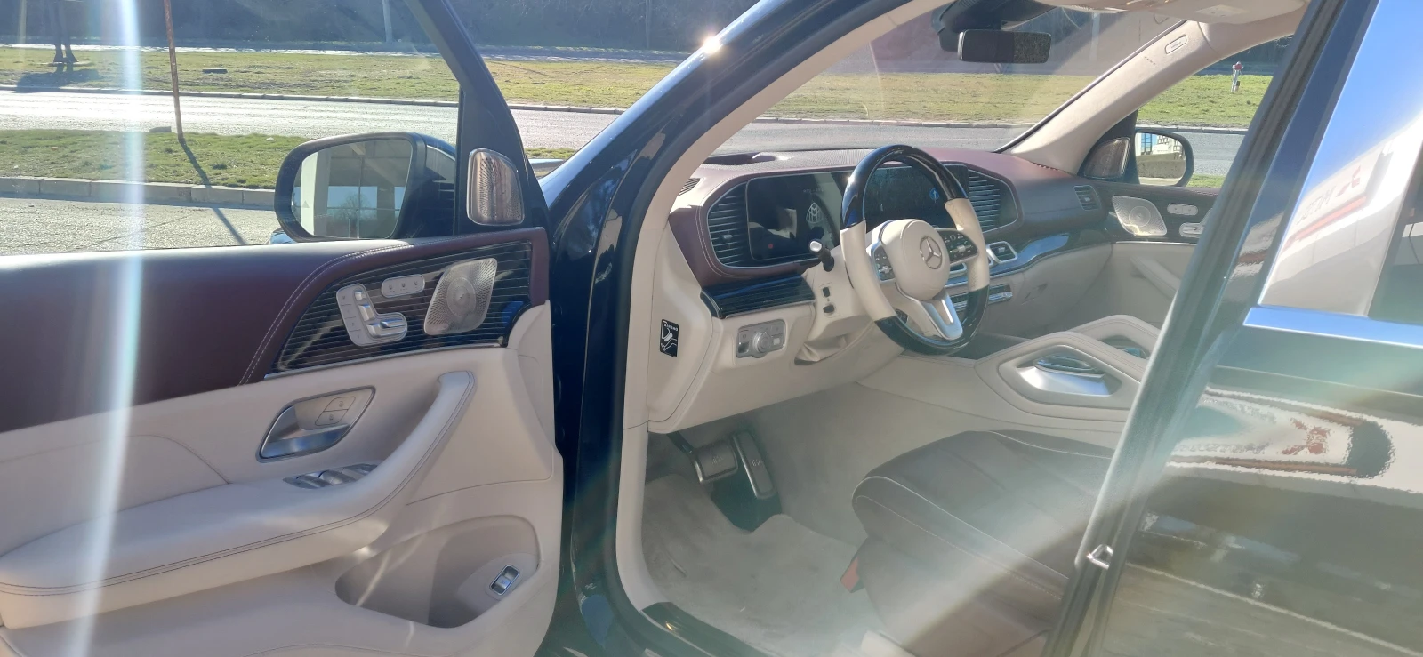 Mercedes-Benz GLS 600 MAYBACH, снимка 9 - Автомобили и джипове - 53825007