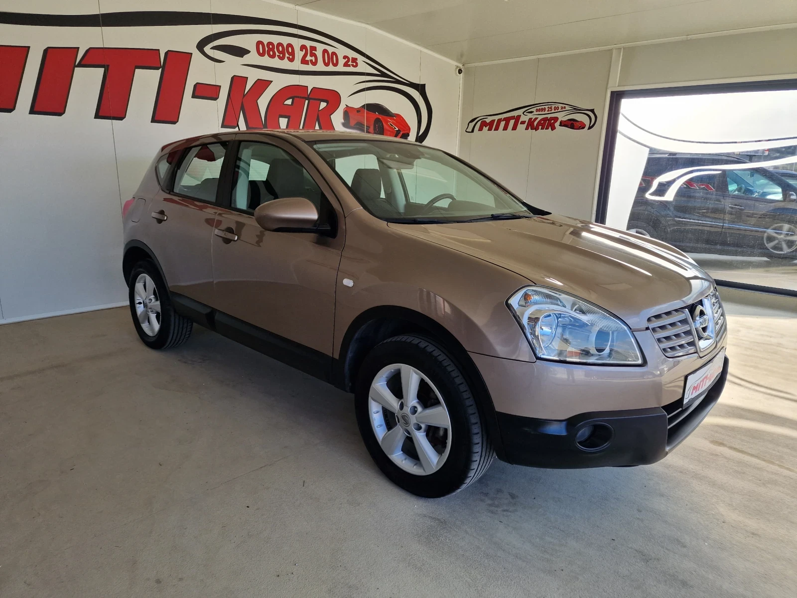 Nissan Qashqai 1.6 114kc 114000km TOP, снимка 2 - Автомобили и джипове - 53988724