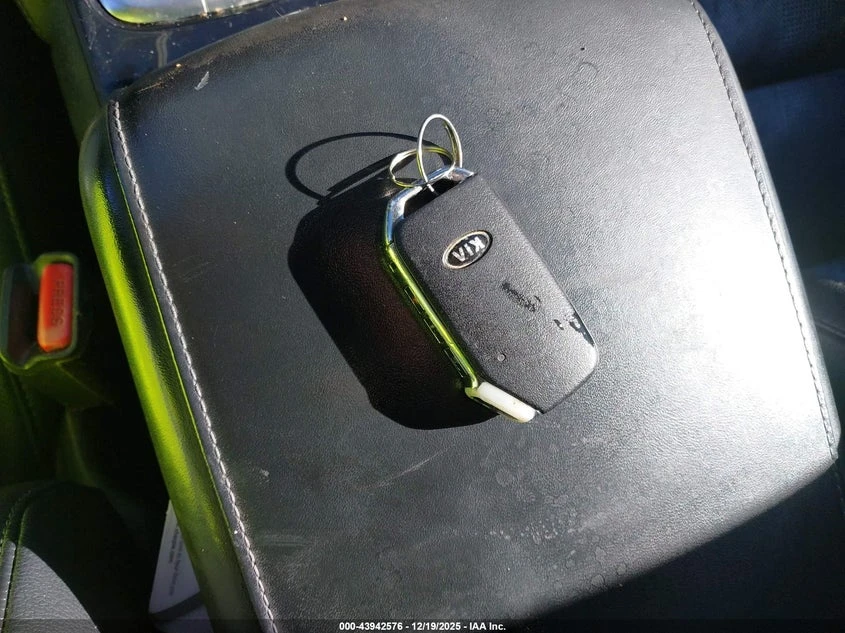 Kia Telluride 3.8L V-6 DI, DOHC, VVT, 291HP All Wheel Drive | Mobile.bg � ����������� 11