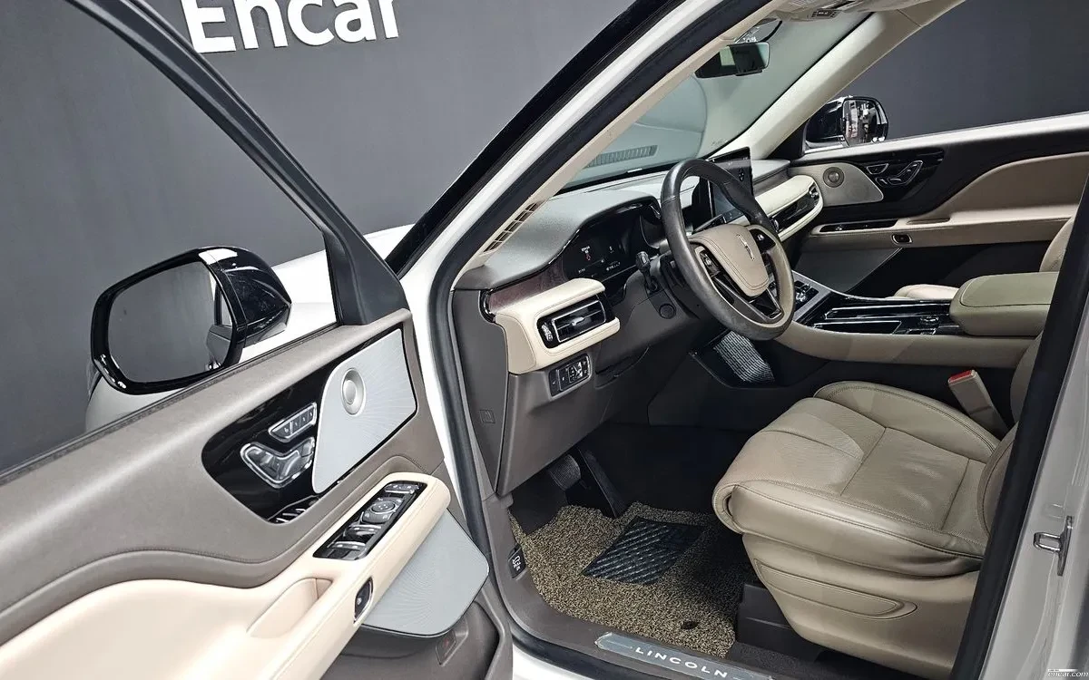 Lincoln Aviator 3.0 BiTurbo Reserve AWD Full Max, снимка 9 - Автомобили и джипове - 54712618