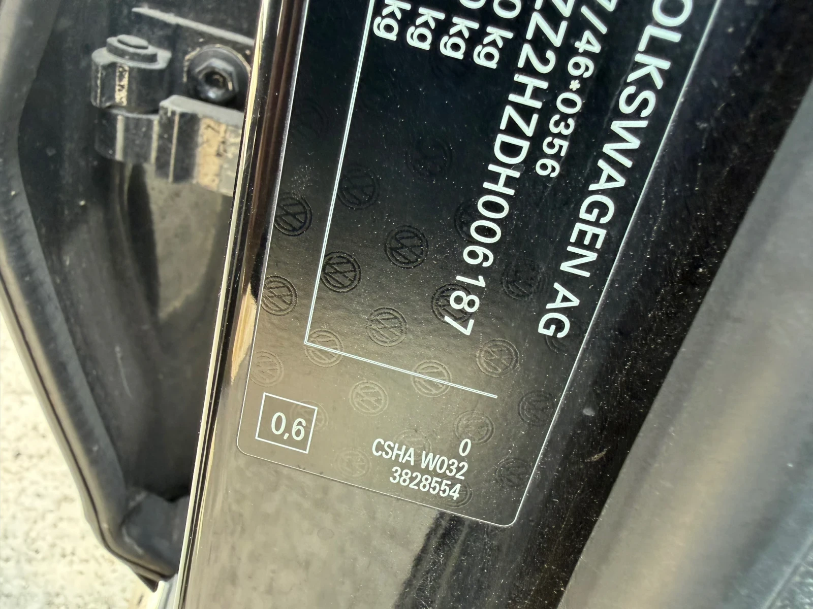 VW Amarok 2.0BITDI, снимка 11 - Автомобили и джипове - 54768498