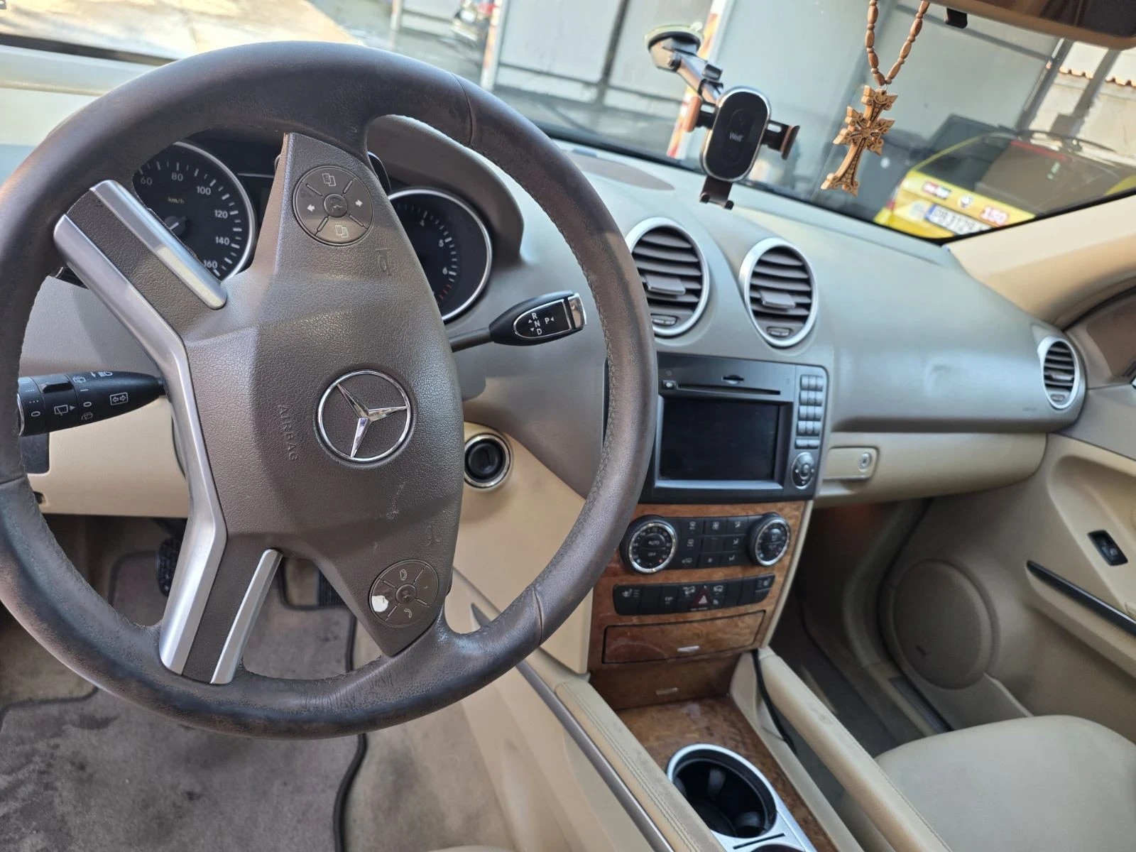 Mercedes-Benz ML 350, снимка 9 - Автомобили и джипове - 56145283