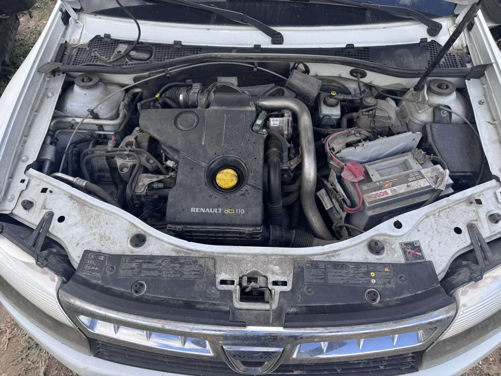 Dacia Duster 1.5dCI, 4WD, 4x4, 110кс., 2014г., снимка 8 - Автомобили и джипове - 56201375