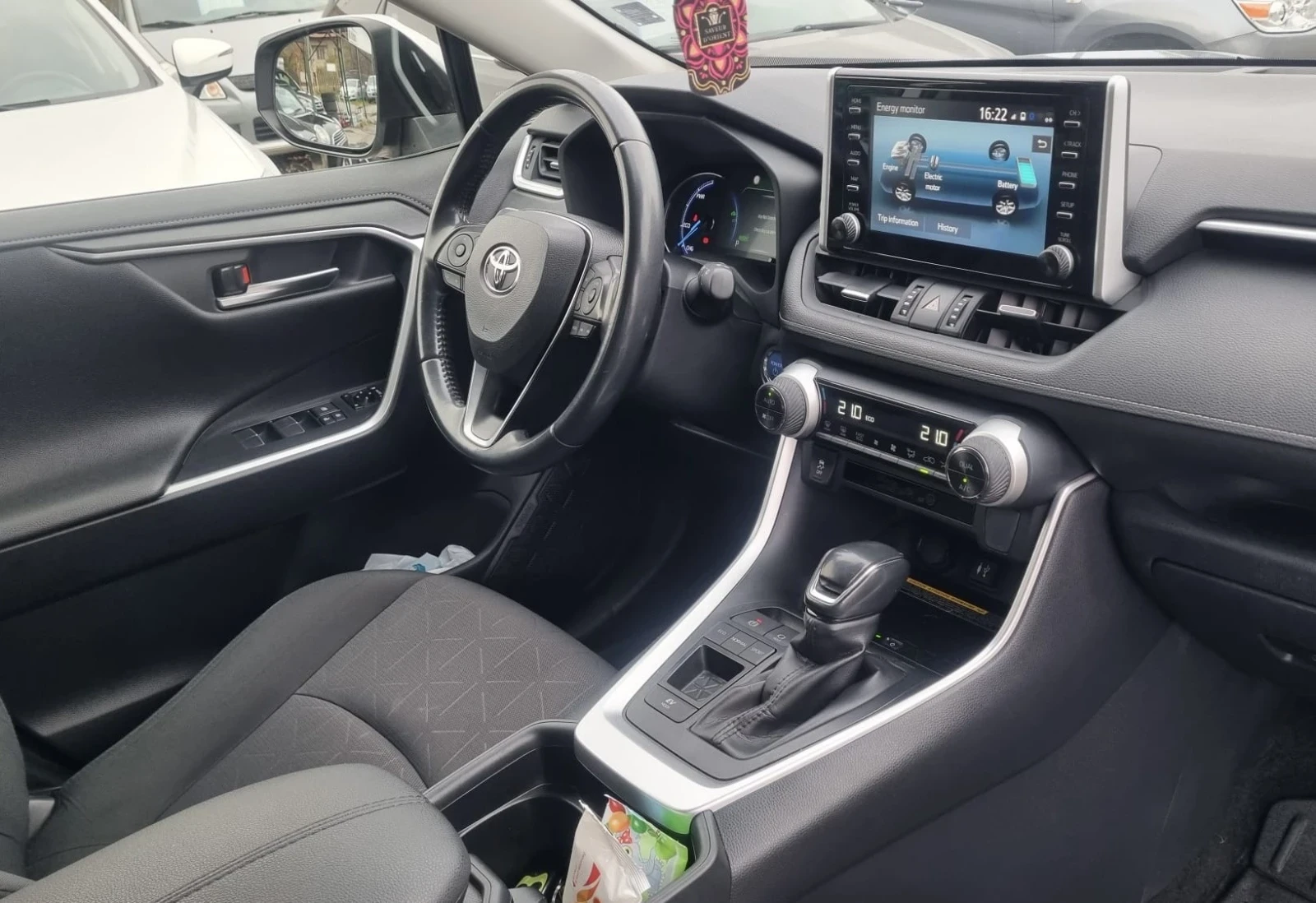 Toyota Rav4 2.5Hybrid* 218hp* 100%km* Гаранция* , снимка 12 - Автомобили и джипове - 56217050