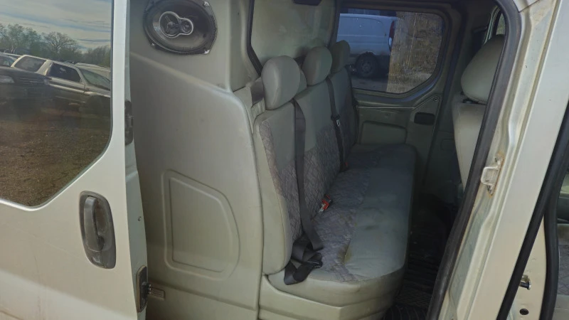 Opel Vivaro 1.9cdti/на части , снимка 6 - Бусове и автобуси - 48547924