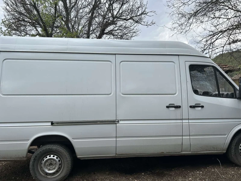 Mercedes-Benz Sprinter 208 cpi, снимка 3 - Бусове и автобуси - 48815950