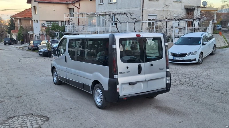 Renault Trafic 9 места 1.9dCi 101к.с. Дълга база, снимка 6 - Бусове и автобуси - 52807666