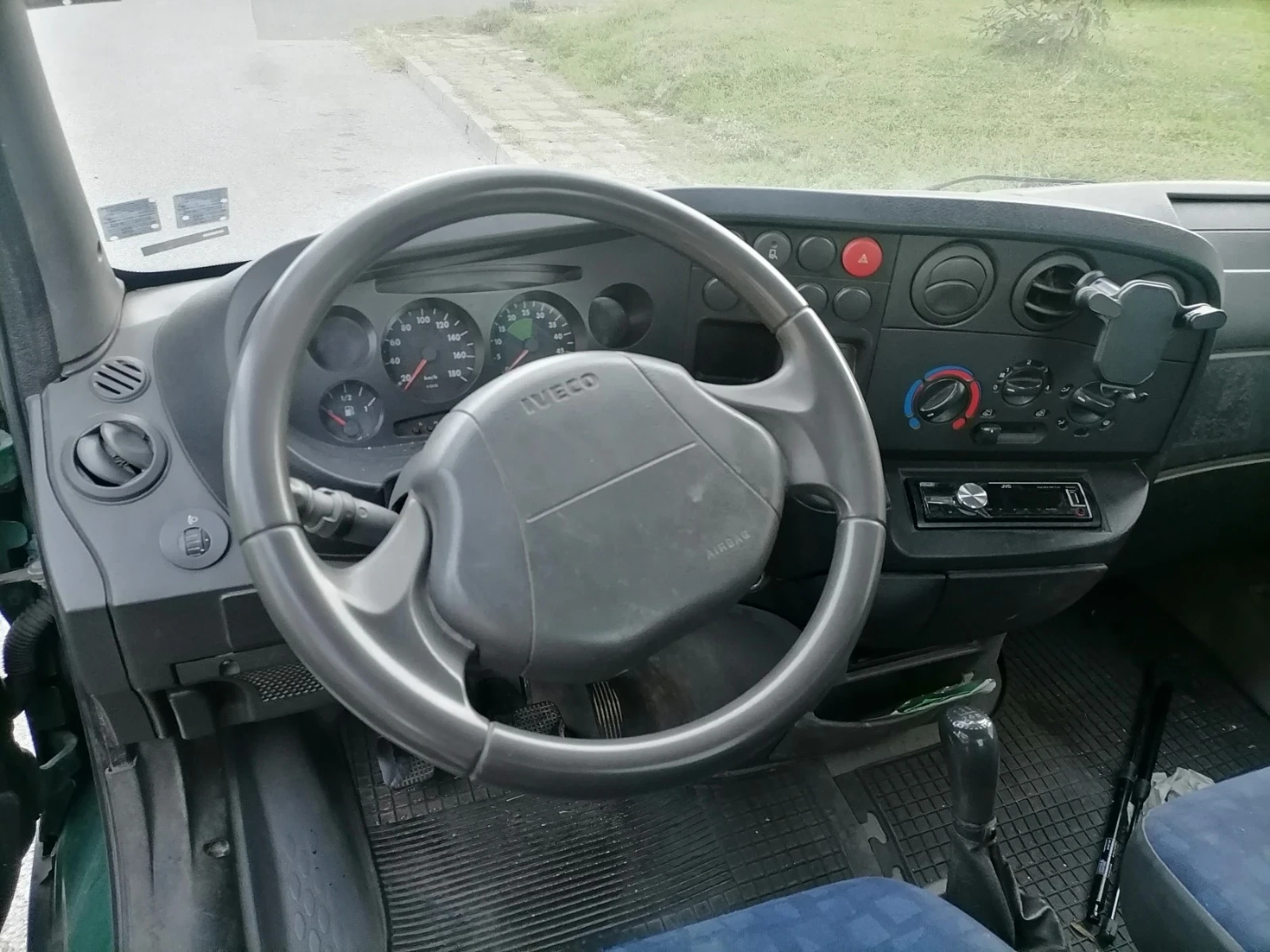 Iveco Daily III 35S14 HPT, снимка 4 - Бусове и автобуси - 53770638