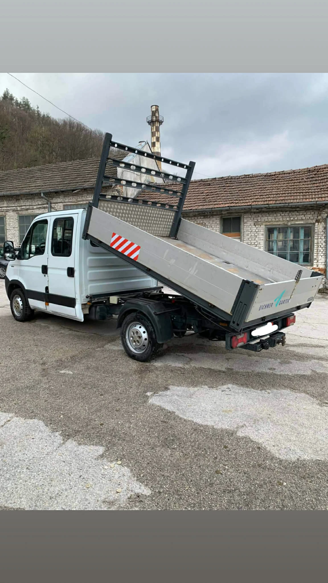 Iveco Daily -тристранен самосвал, снимка 2 - Бусове и автобуси - 54083257