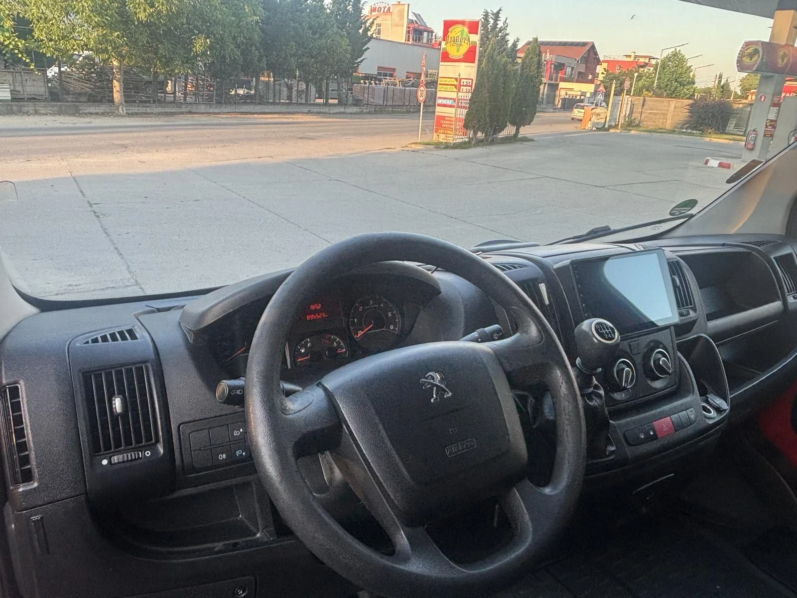 Peugeot Boxer 3.0 175 к.с., снимка 9 - Бусове и автобуси - 55300382