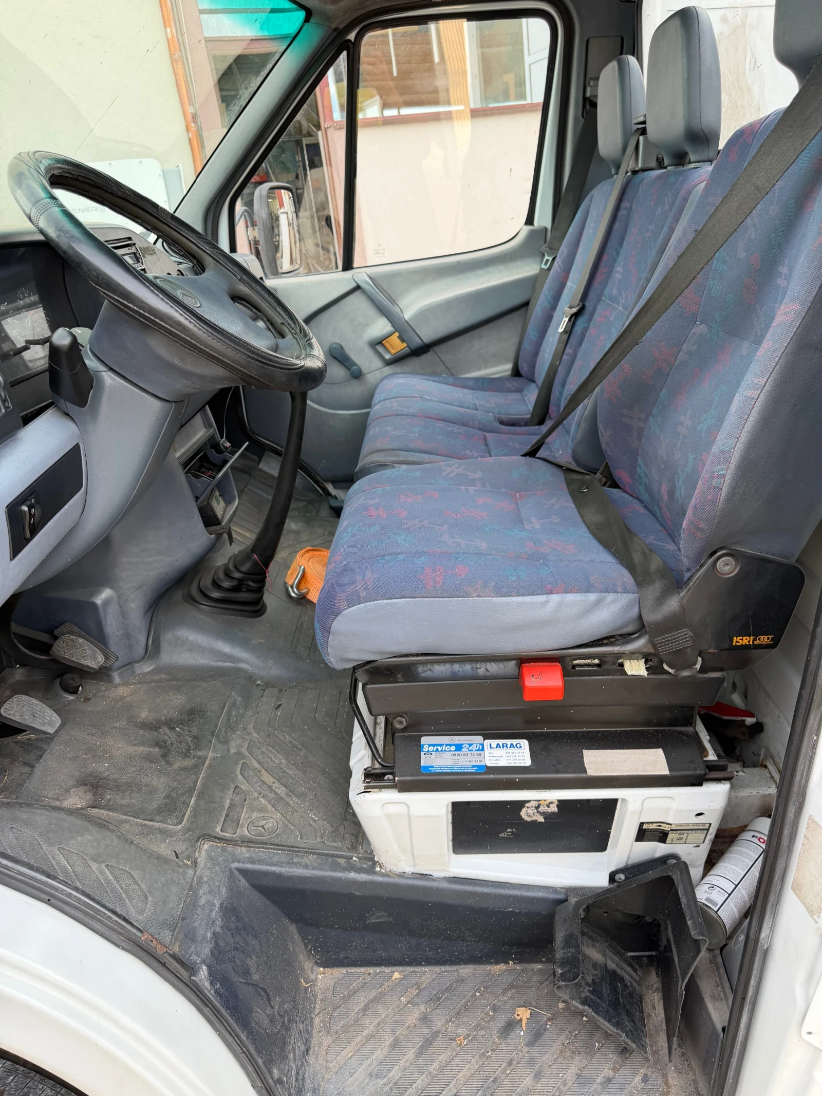 Mercedes-Benz Sprinter 412, снимка 6 - Бусове и автобуси - 56084717