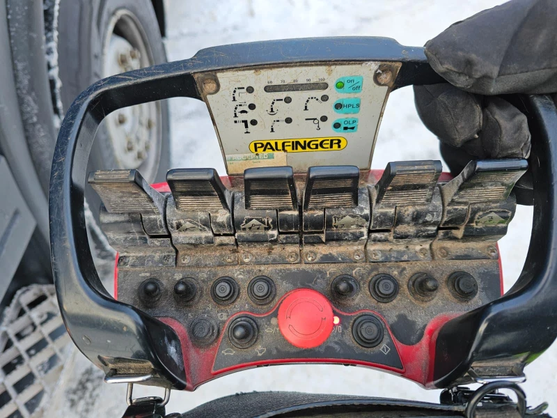 Scania P 420 тристранен самосвал 6x2 + Palfinger 29002, снимка 11 - Камиони - 53041277