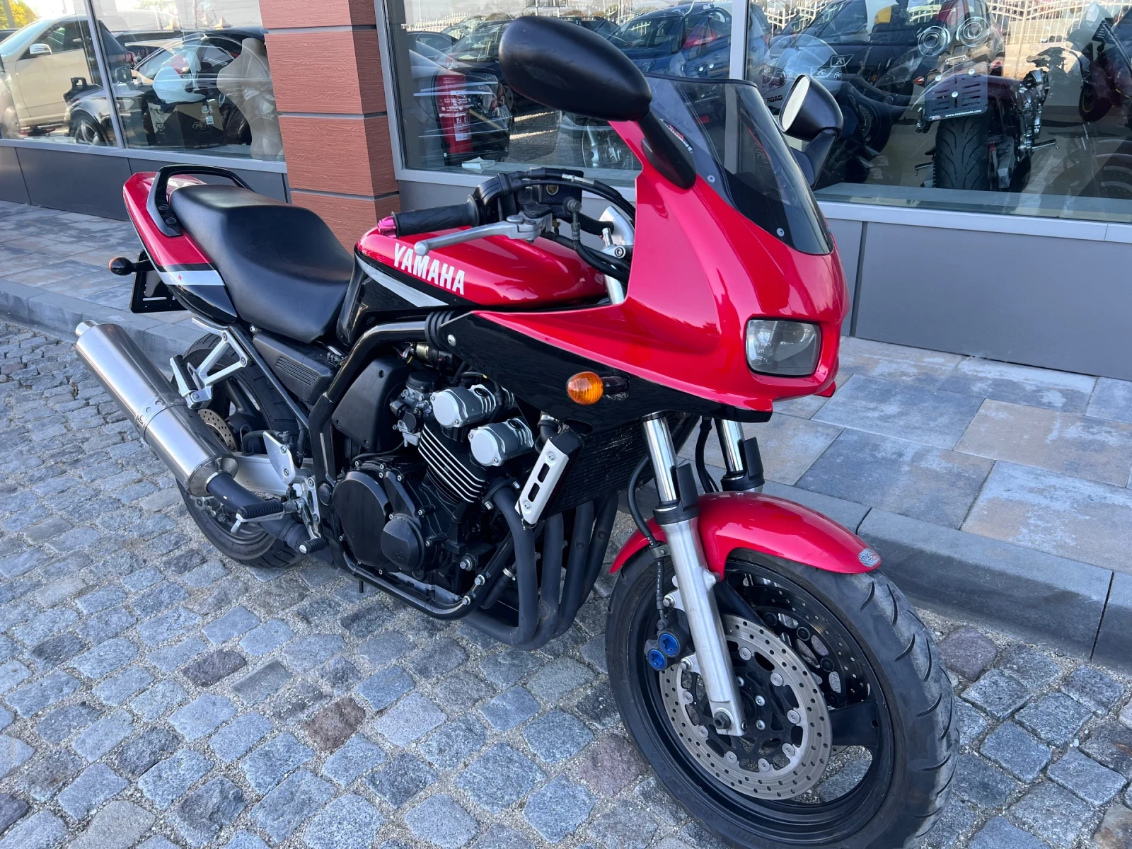 Yamaha Fazer 600 - изображение 2