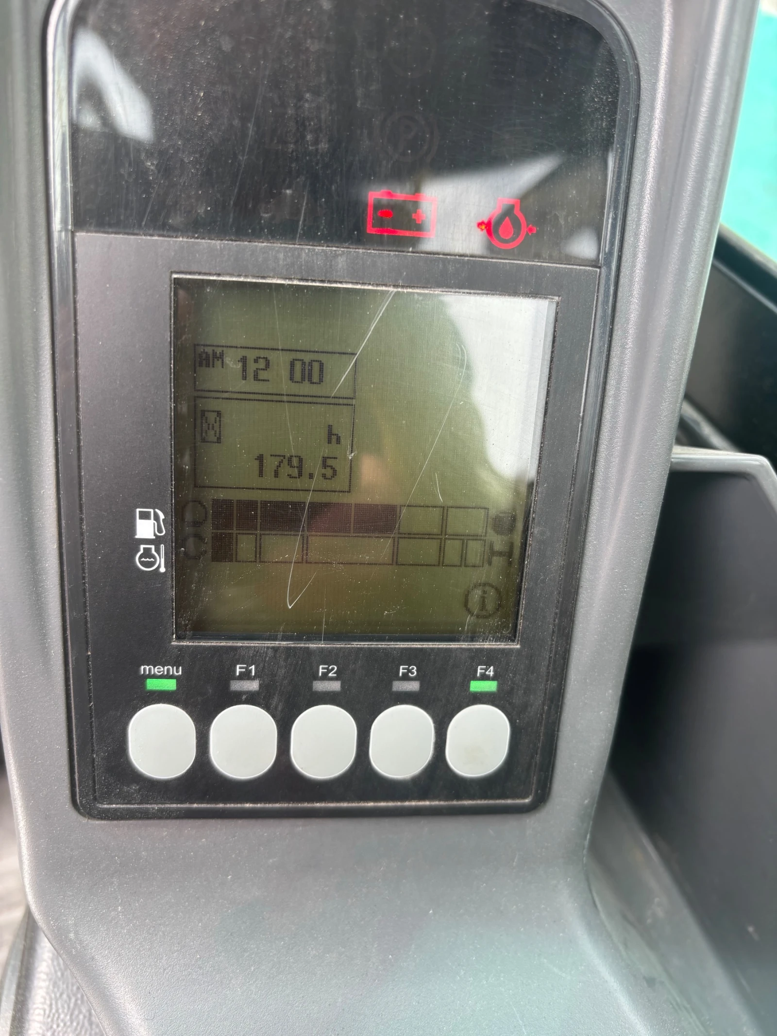 Багер Yanmar  SV18