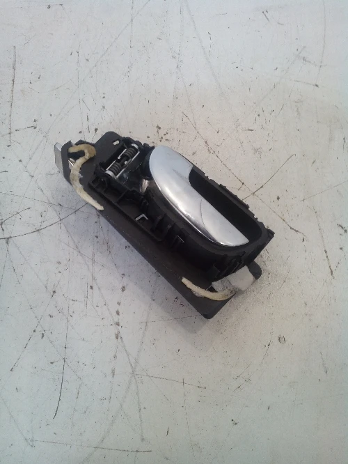 Задна лява вътрешна дръжка за Пежо 307Sw