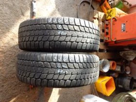 Гуми Зимни 235/70R16, снимка 3