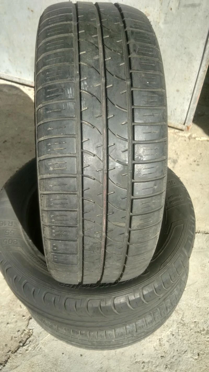 Гуми Летни 205/55R16, снимка 1 - Гуми и джанти - 20587408