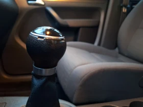 VW Touran 1.9 TDI  - 3999 € / 7821.36 лв. - 64773957 11