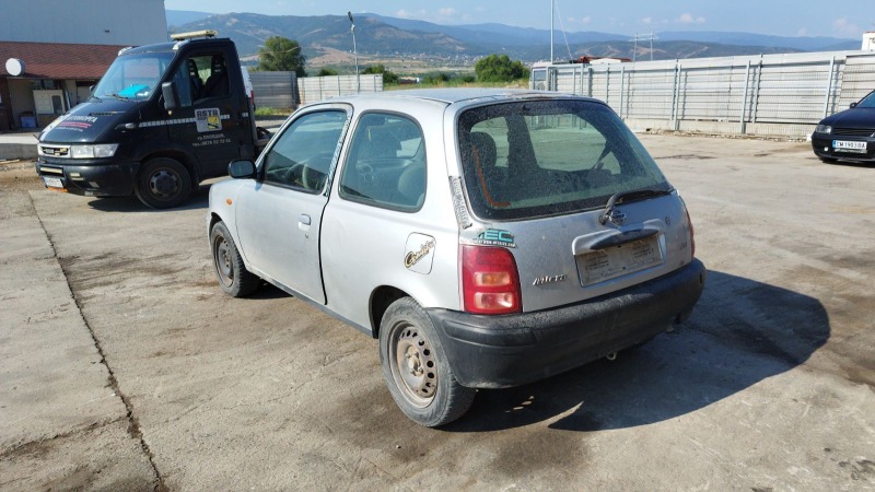 Nissan Micra 1.0, снимка 4 - Автомобили и джипове - 46685556