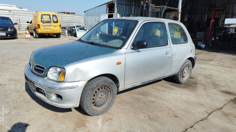 Nissan Micra 1.0, снимка 3 - Автомобили и джипове - 46685556