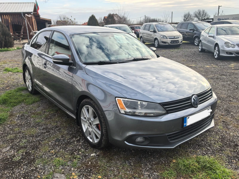 VW Jetta 2.0TDI, снимка 7 - Автомобили и джипове - 48219509