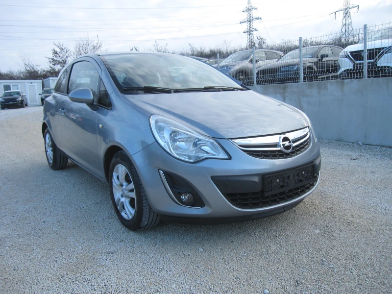 Opel Corsa Автомат, Cosmo, 1, 4, снимка 2 - Автомобили и джипове - 48680207