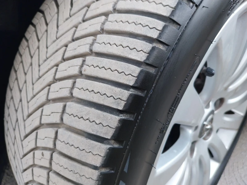 Opel Insignia Sports Tourer 2.0 CDTI ecoFLEX  , снимка 16 - Автомобили и джипове - 51030766