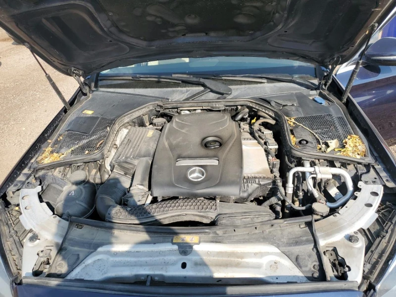 Mercedes-Benz C 300, снимка 11 - Автомобили и джипове - 52279247