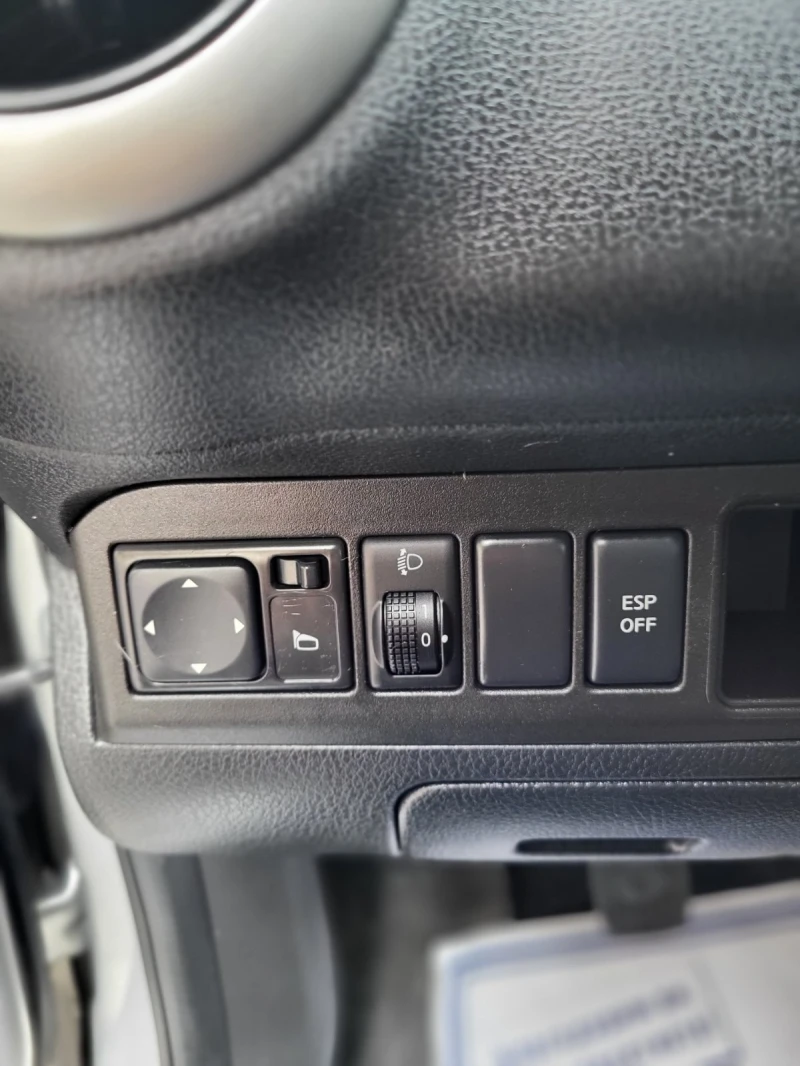 Nissan Note, снимка 15 - Автомобили и джипове - 52459140