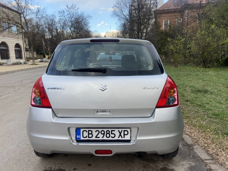 Suzuki Swift, снимка 4 - Автомобили и джипове - 52503908