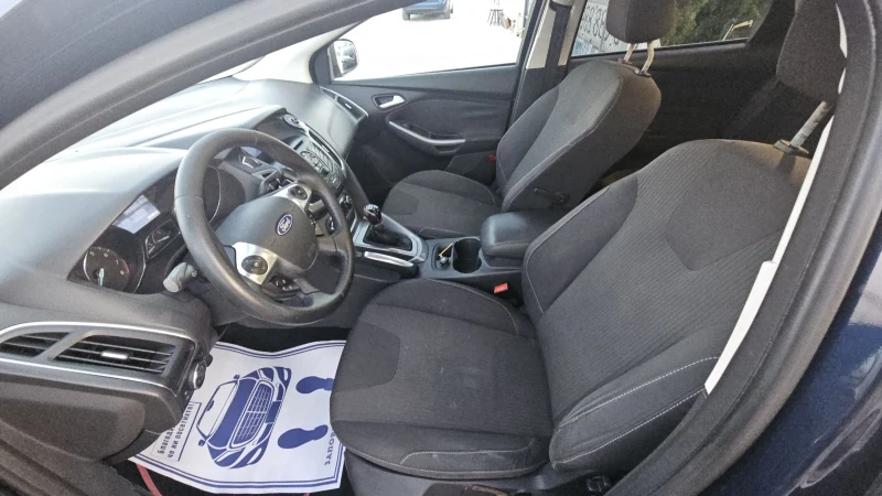 Ford Focus Ford Focus 1.6 бензин.ТОП.състояние, снимка 8 - Автомобили и джипове - 52543598