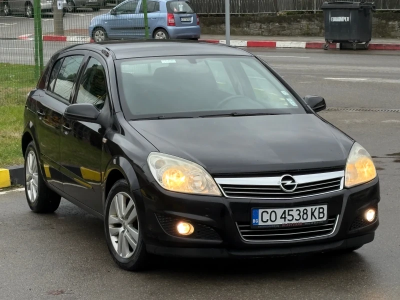 Opel Astra, снимка 3 - Автомобили и джипове - 52668322