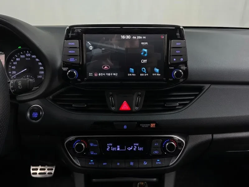 Hyundai I30 1.6 TURBO N LINE, снимка 14 - Автомобили и джипове - 54836719