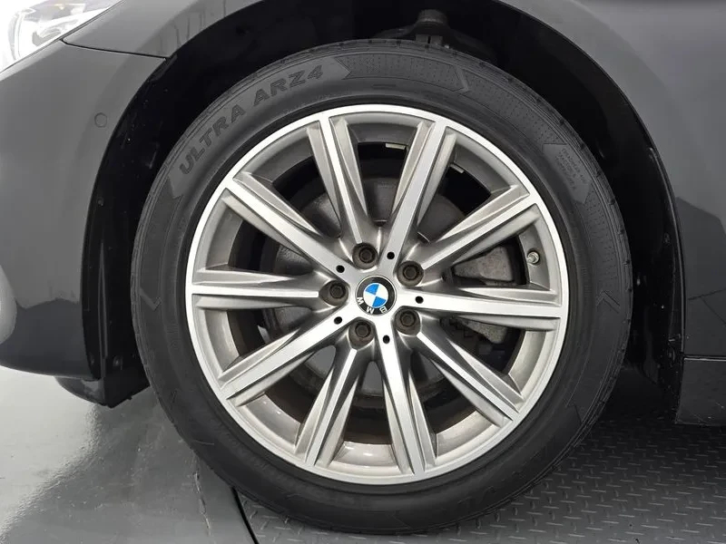 BMW 520 Luxury, снимка 5 - Автомобили и джипове - 56070759